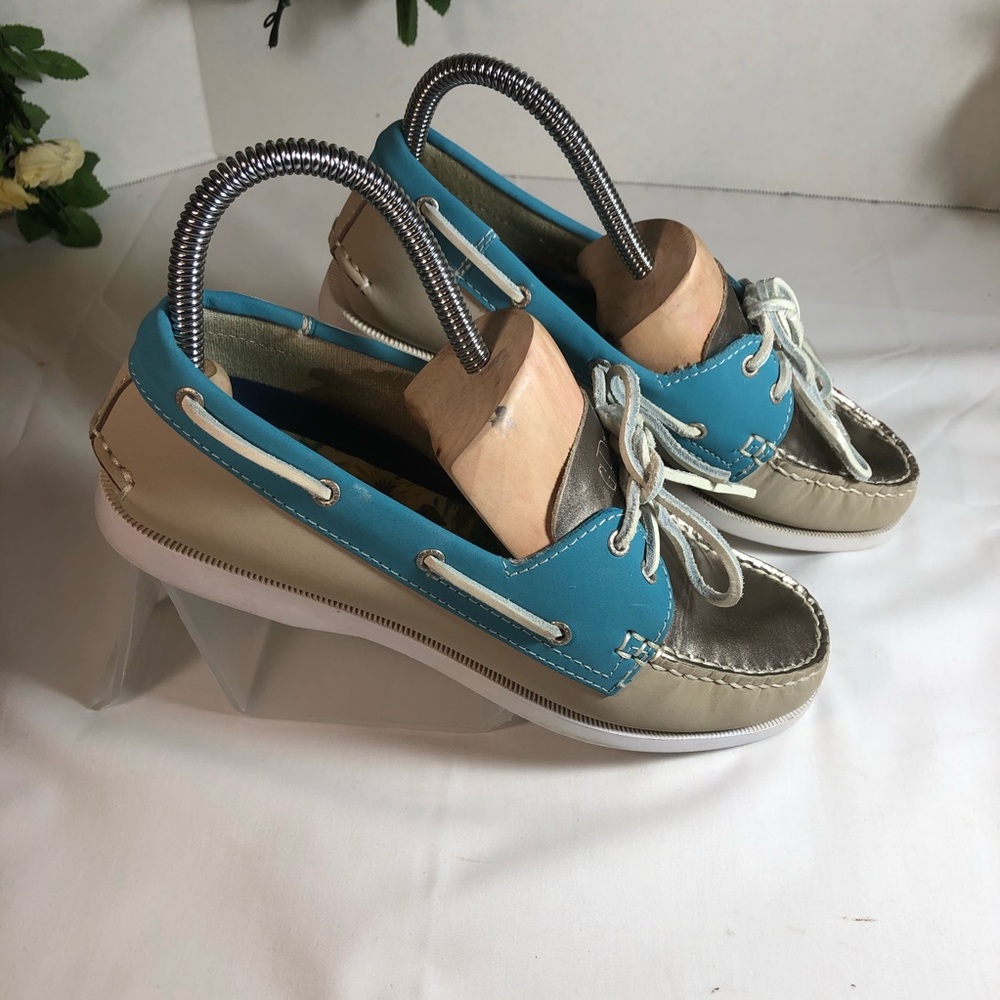 GHBass slip on loafers boat style shoes.